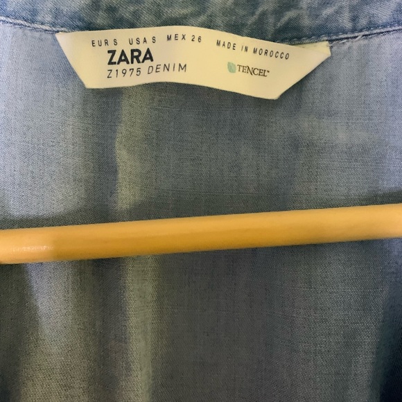 Soft Denim wrap Dress with button enclosure - Picture 3 of 6